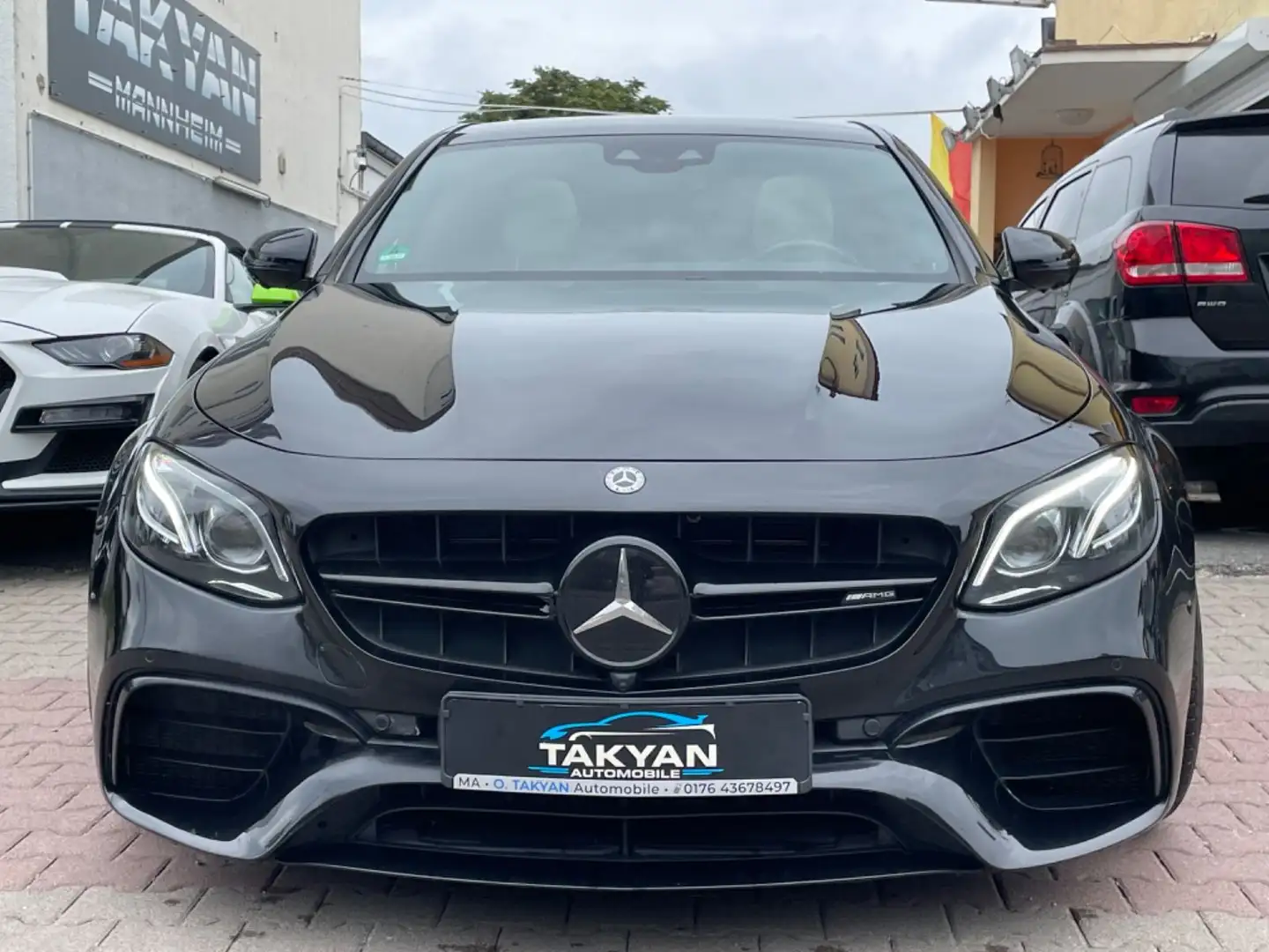 Mercedes-Benz E 63 AMG E 63S AMG Чорний - 2