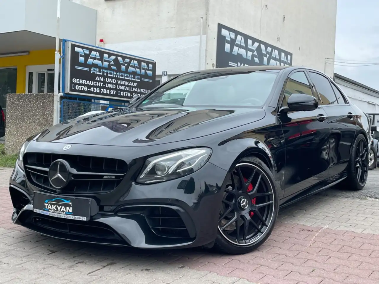 Mercedes-Benz E 63 AMG