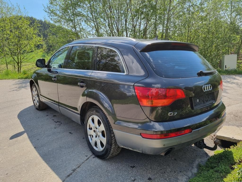 Audi Q7 3,0 TDI V6 quattro AHV Sitzheizung Tiptronic — photo 5