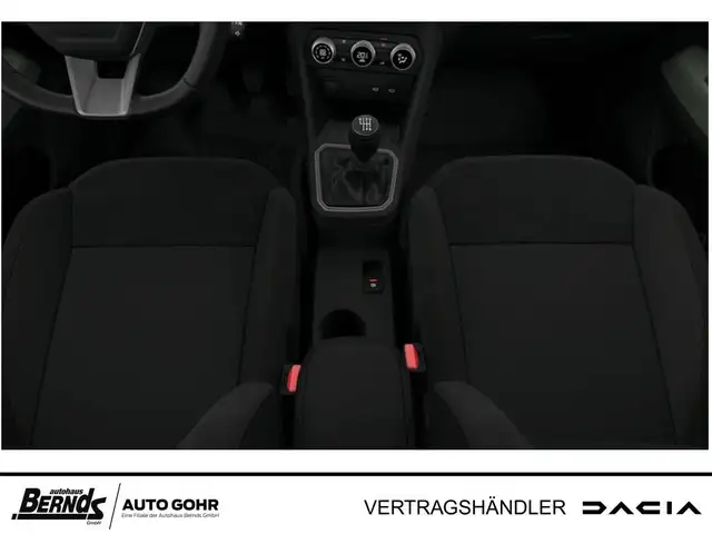Dacia Sandero view 11