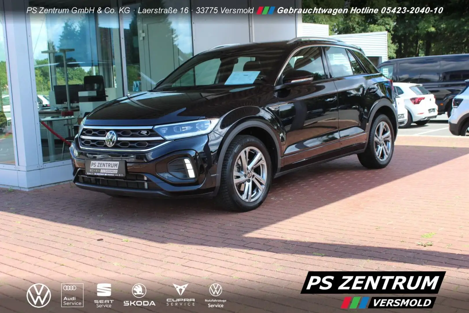 Volkswagen T-Roc 1.5 TSI R-Line AHK NAVI MATRIX RFK Bluetooth Schwarz - 1