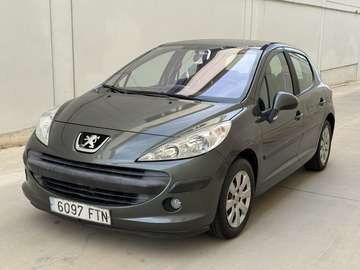 Pequeño Manual de 5 Puertas