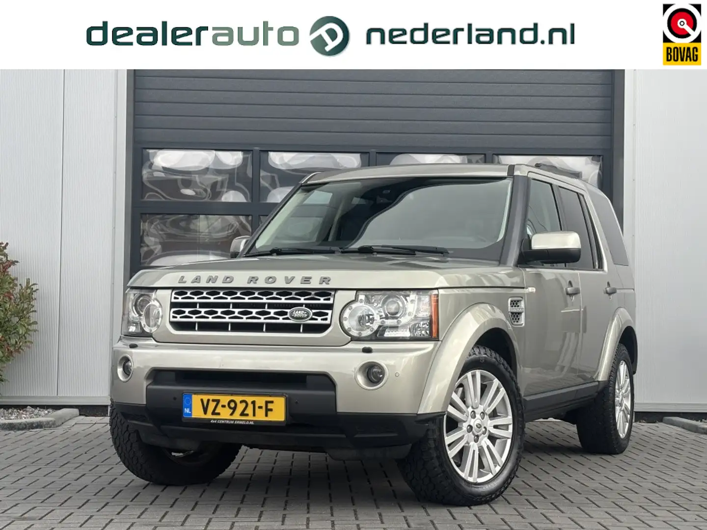Land Rover Discovery 3.0 TDV6 HSE Grijs - 1