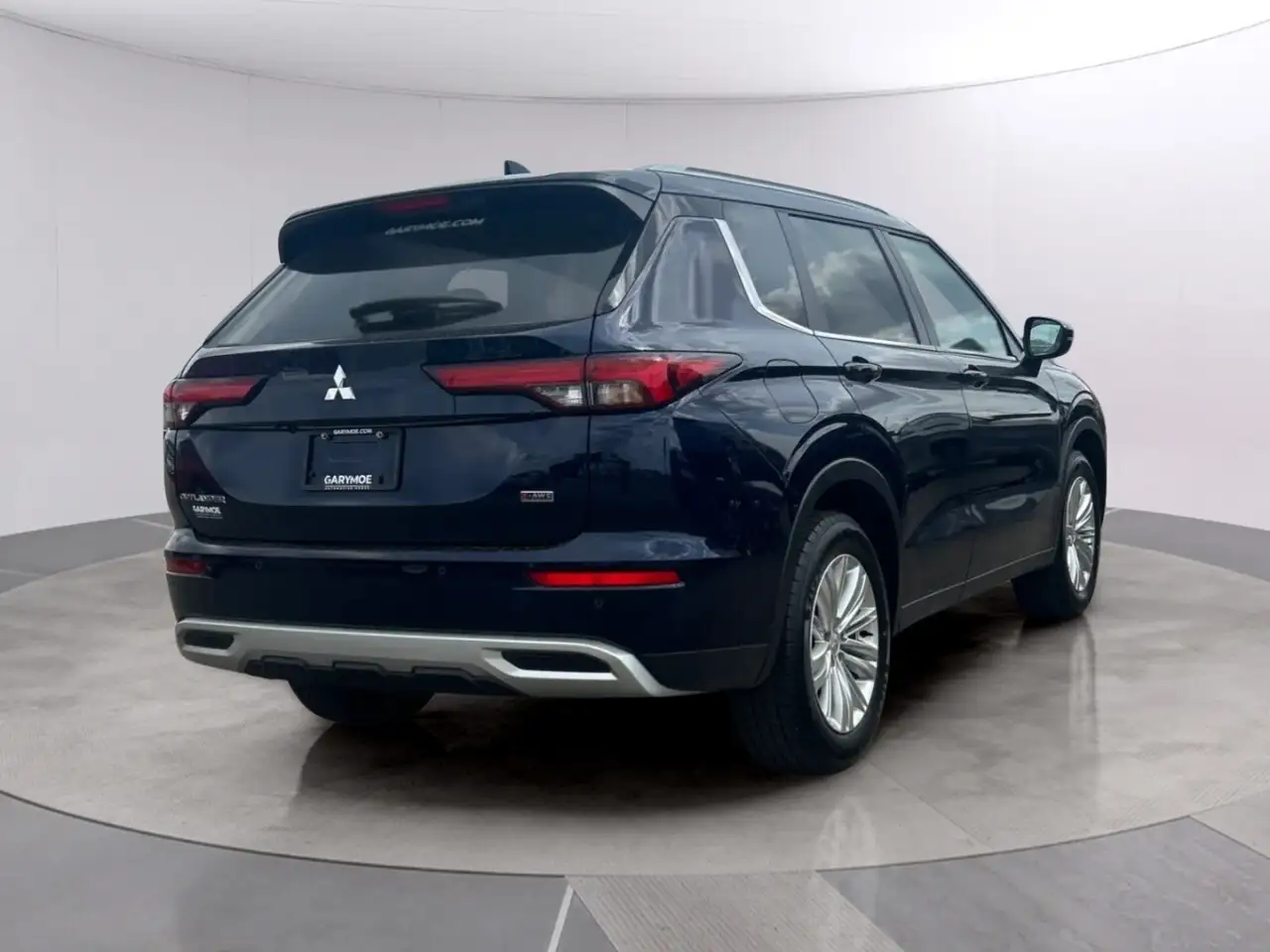 Mitsubishi Outlander снимка Mitsubishi Outlander