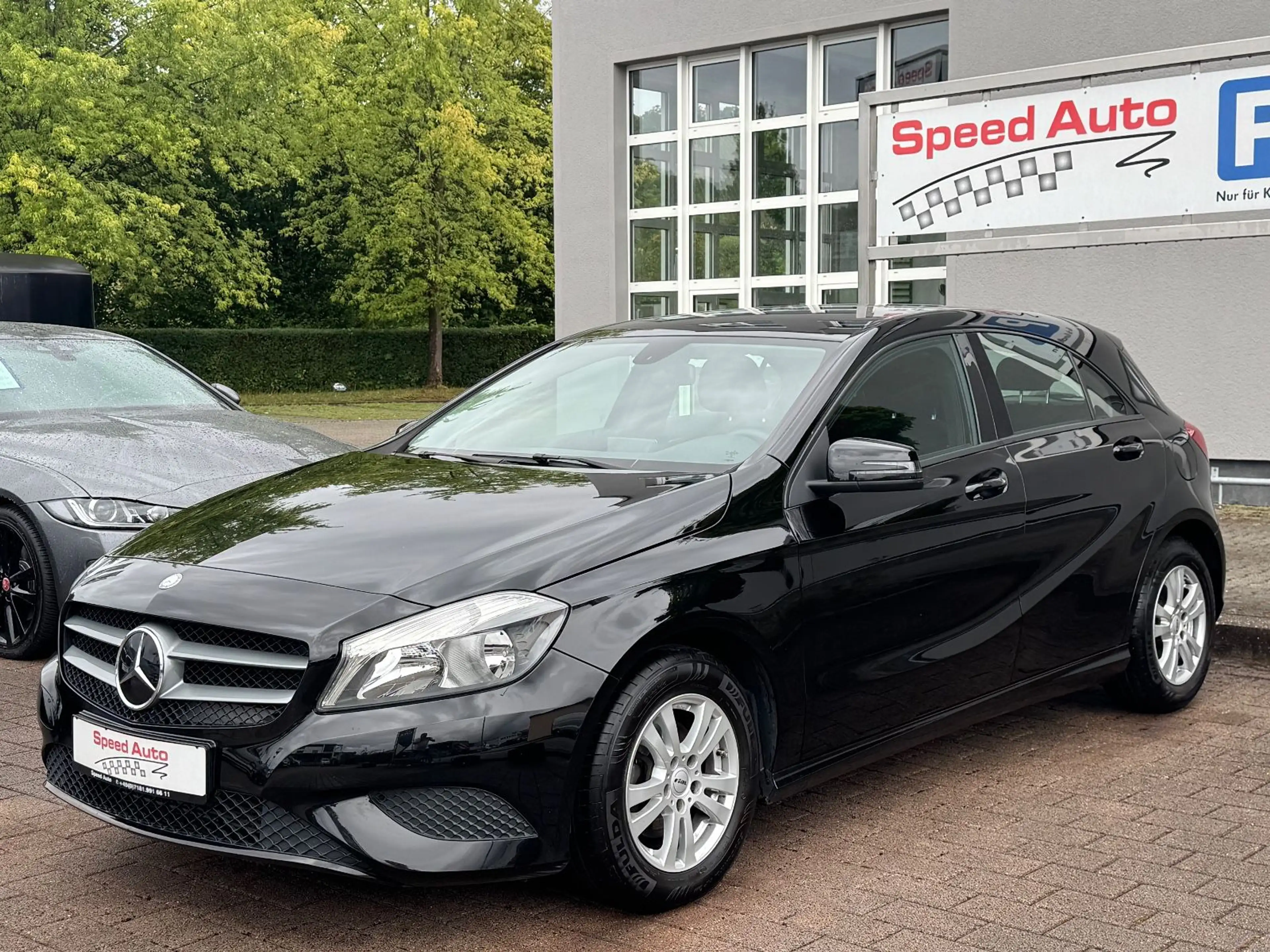 Mercedes-Benz A 180 BlueEffi RÜCKFAHRKAMERA/SITZH./ALU/1.HAND! — photo 2