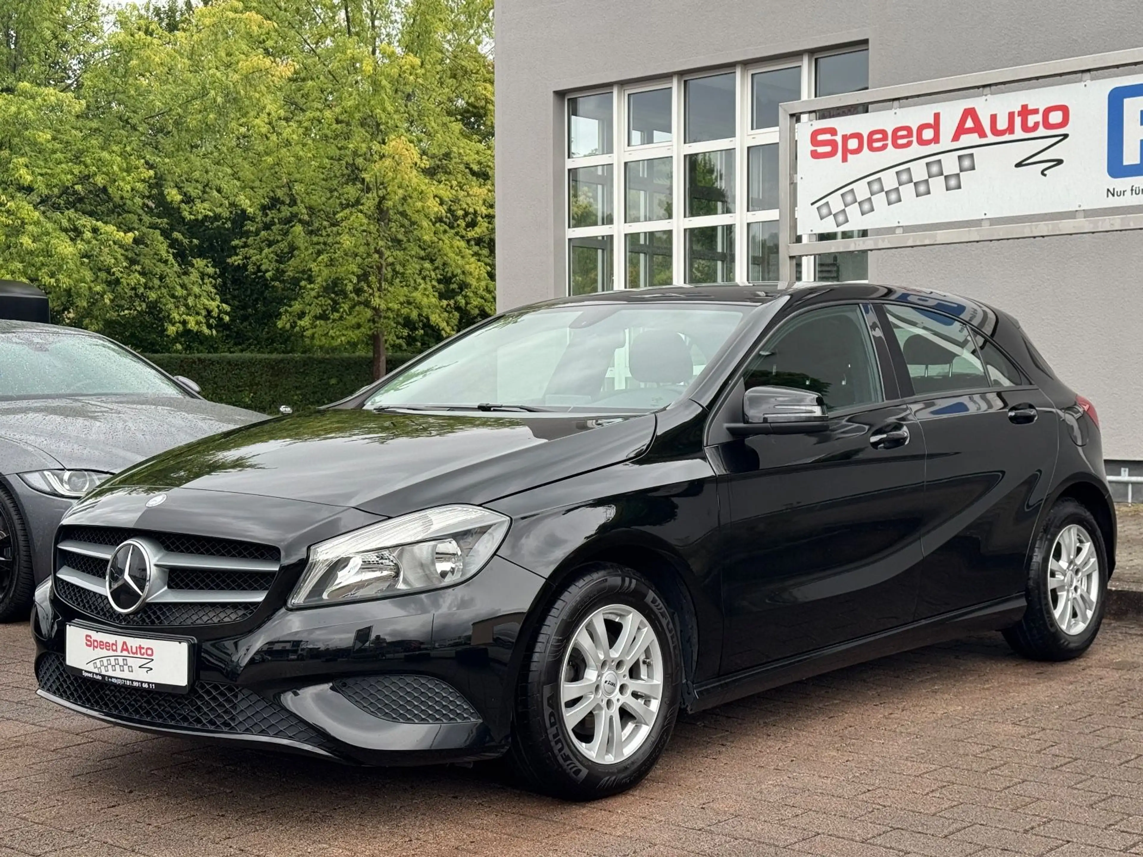 Mercedes-Benz A 180 BlueEffi RÜCKFAHRKAMERA/SITZH./ALU/1.HAND!