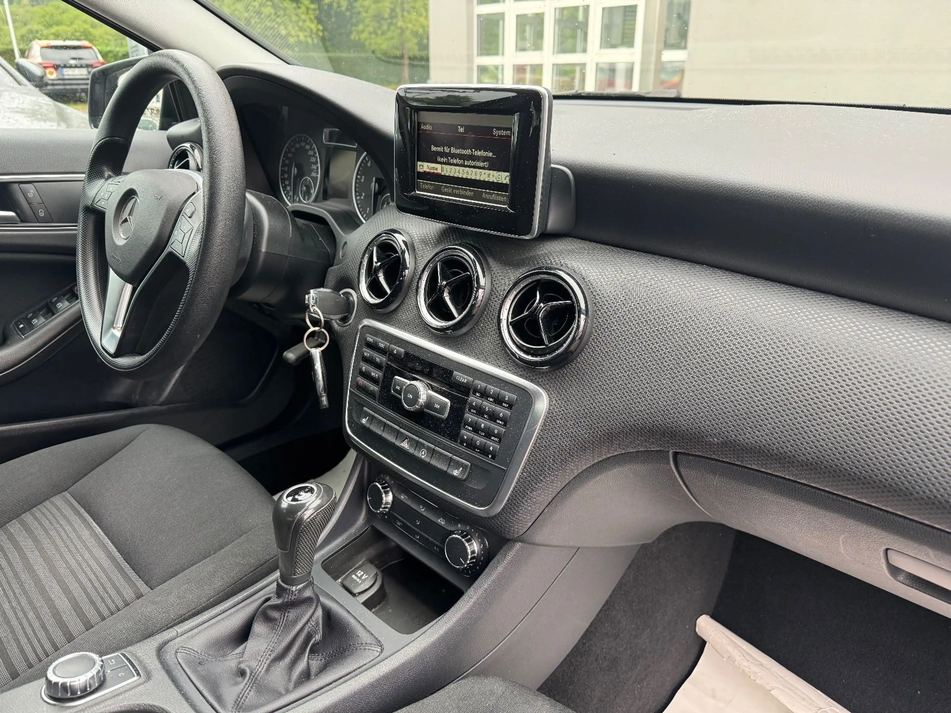 Mercedes-Benz A 180 BlueEffi RÜCKFAHRKAMERA/SITZH./ALU/1.HAND! — photo 15