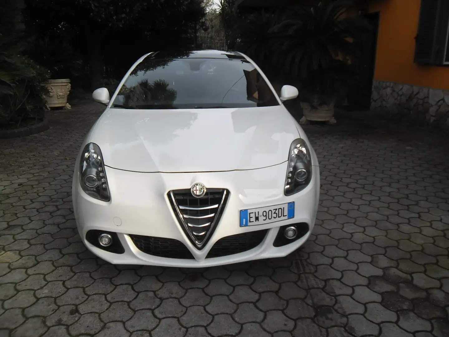 Alfa Romeo Giulietta 2.0 jtdm Exclusive 150cv E5+ Wit - 2