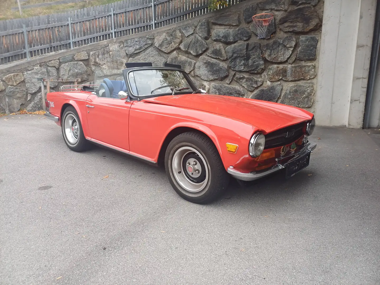 Triumph TR6 Cabrio Schwarz - 2