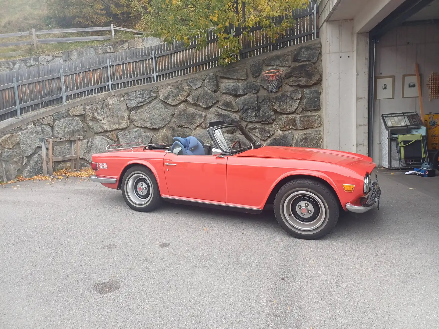 Triumph TR6 Cabrio Schwarz - 1