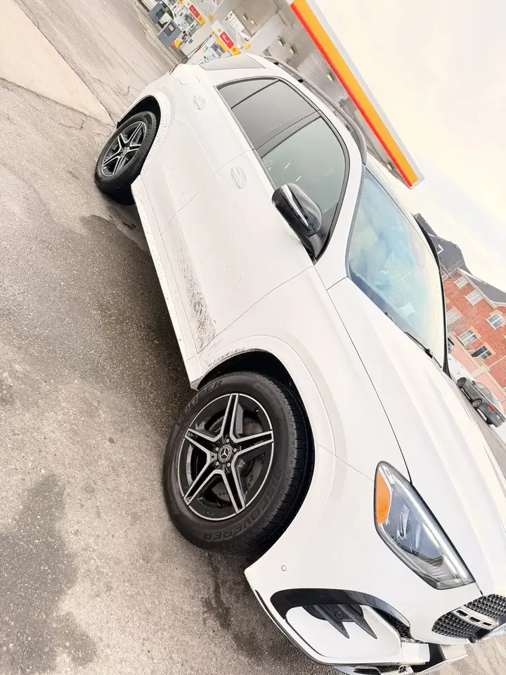 Mercedes-Benz GLE снимка Mercedes-Benz GLE