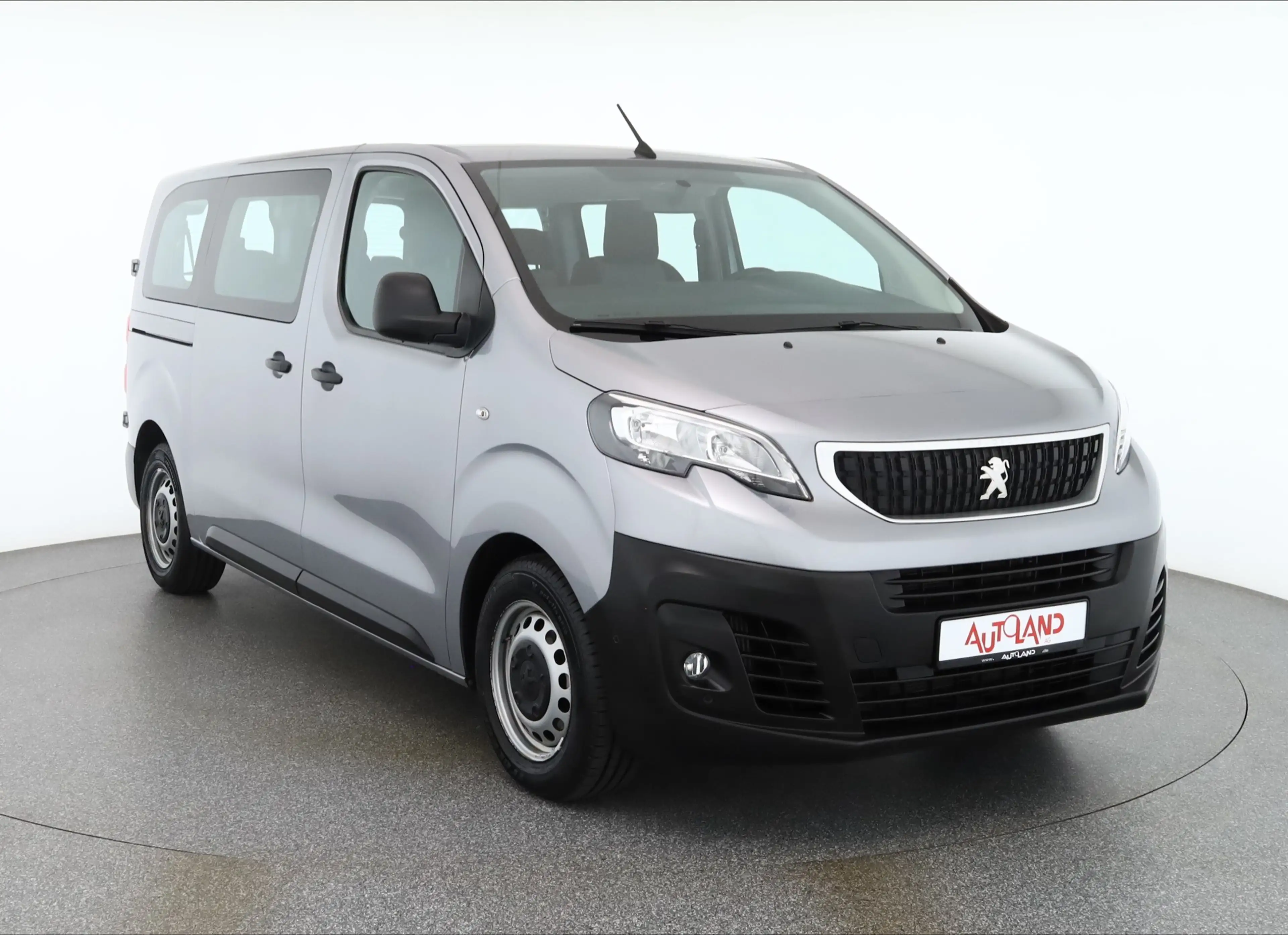 Peugeot Expert Kombi 1.5 Blue-HDi L2 8-Sitzer Navi PDC — photo 7