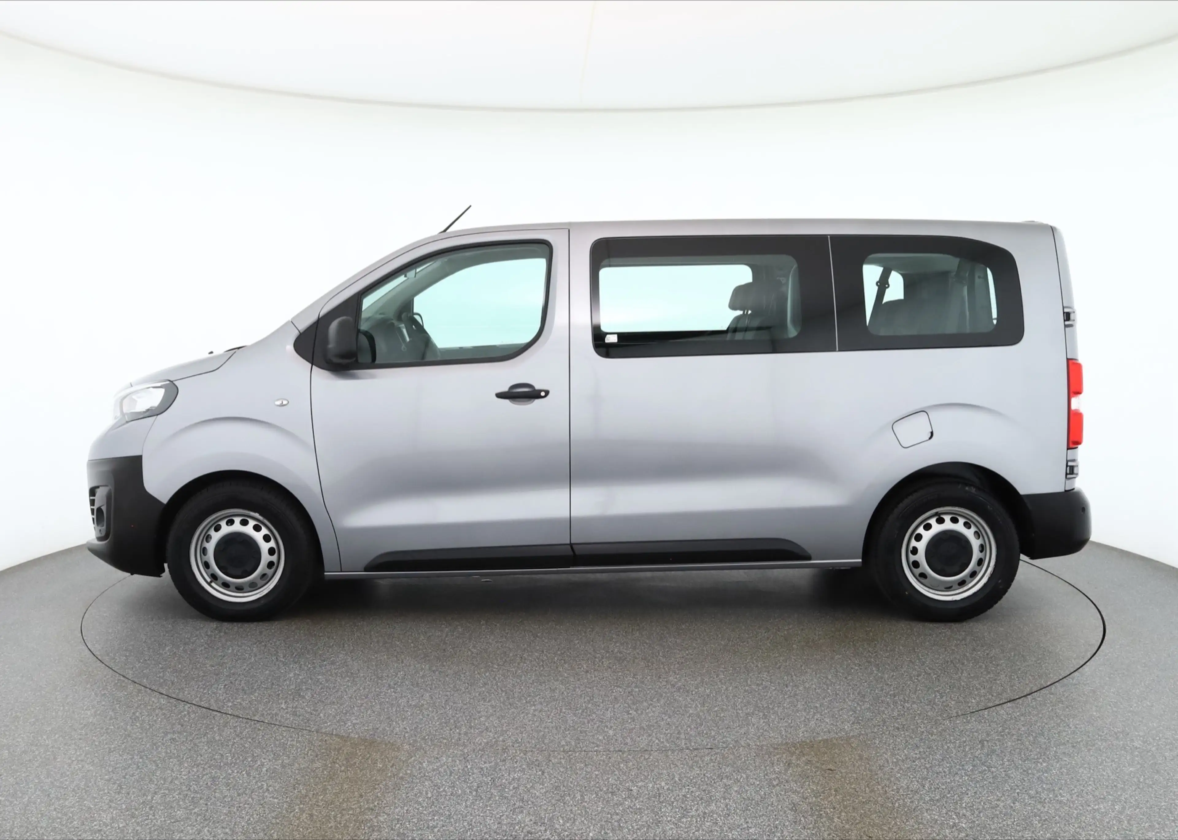 Peugeot Expert Kombi 1.5 Blue-HDi L2 8-Sitzer Navi PDC — photo 2