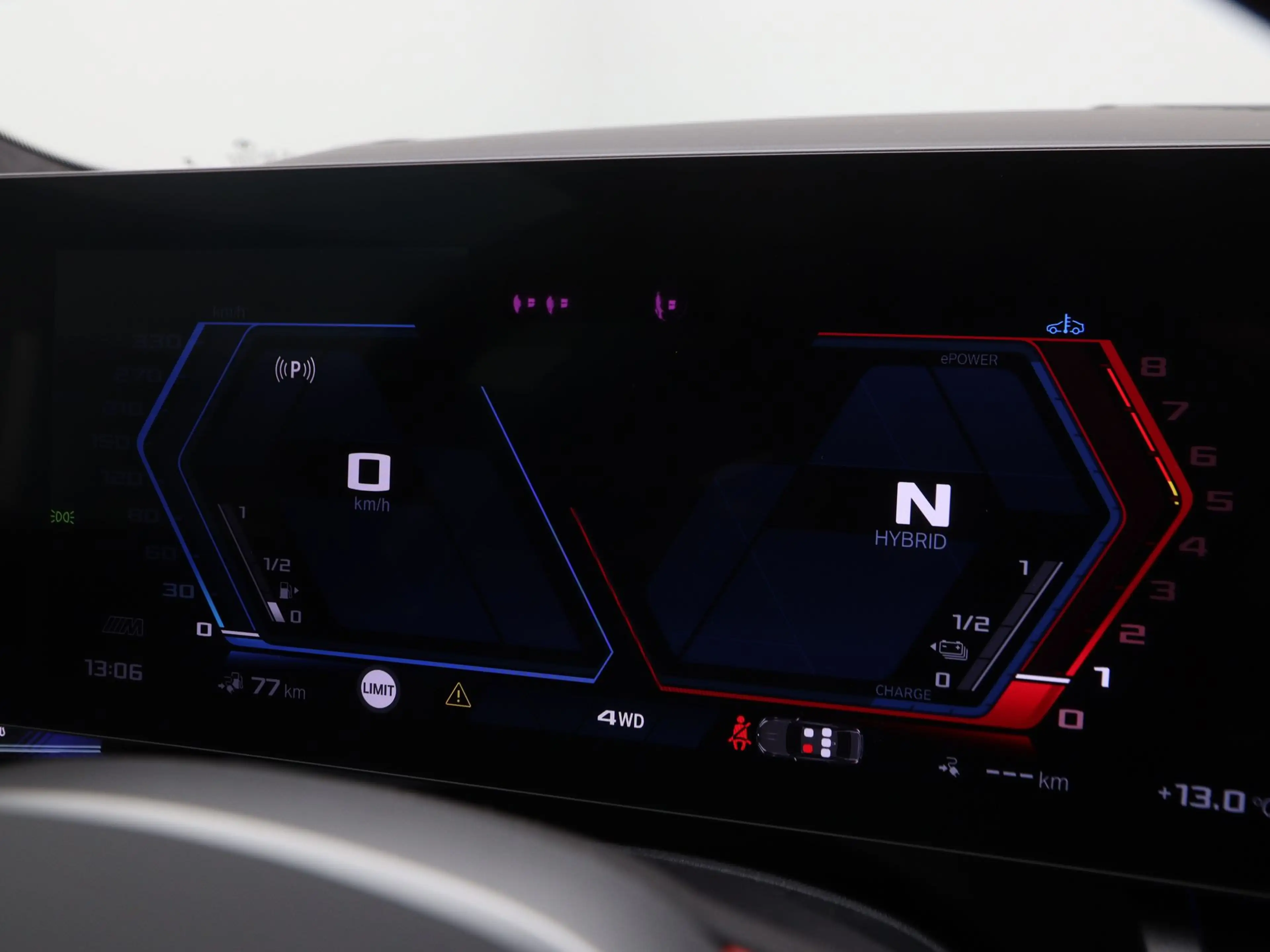 BMW M5 Sedan ROSSO CORSA SOLID — photo 3