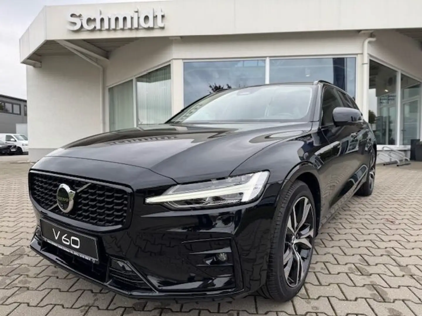 Volvo V60 B4 Benzin Plus Dark, ACC, BLIS, Voll-LED, 36 Schwarz - 1