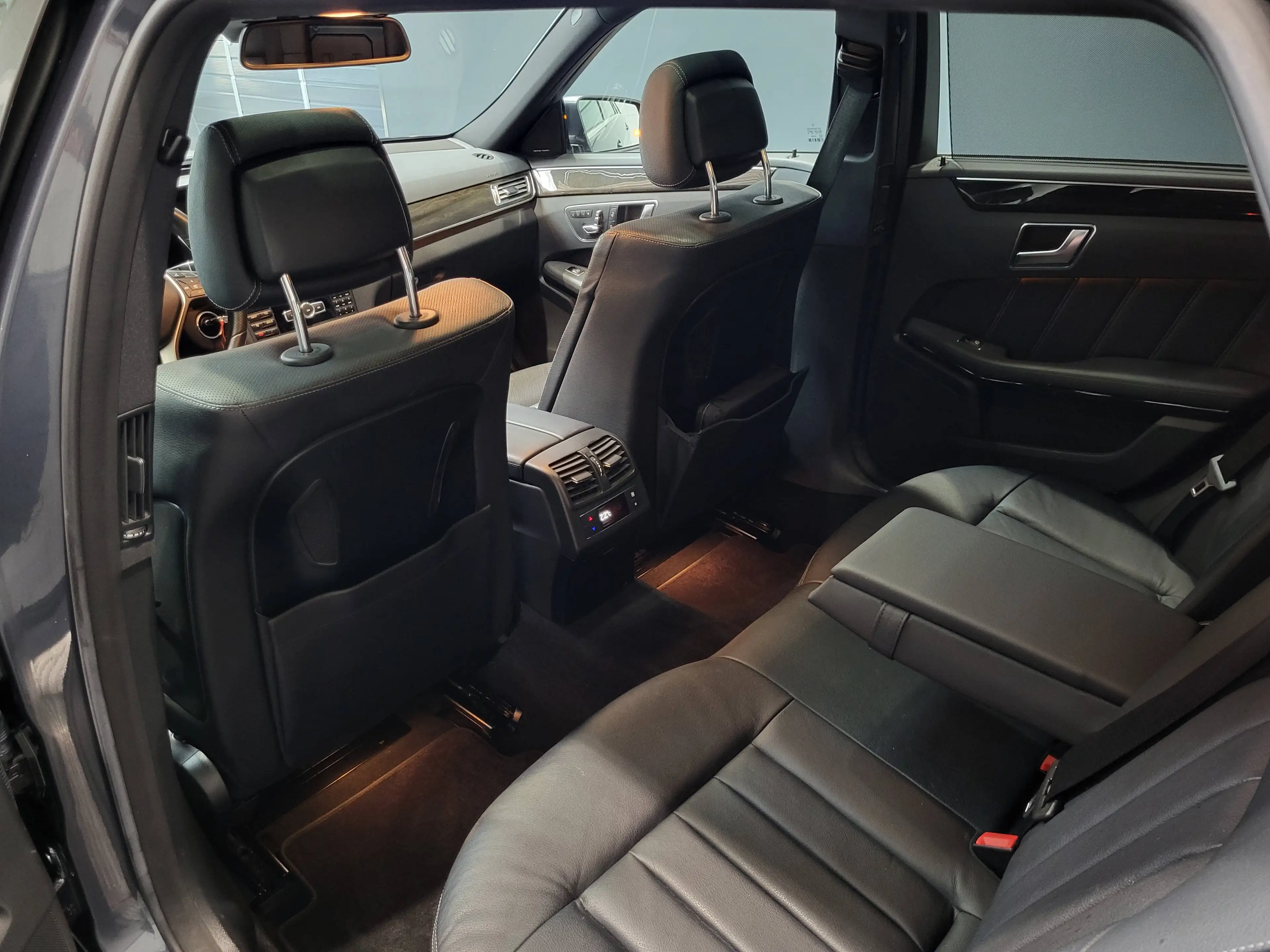 Mercedes-Benz E 350 CDI BlueTec Avantgarde *TOP Ausstattung* — photo 9