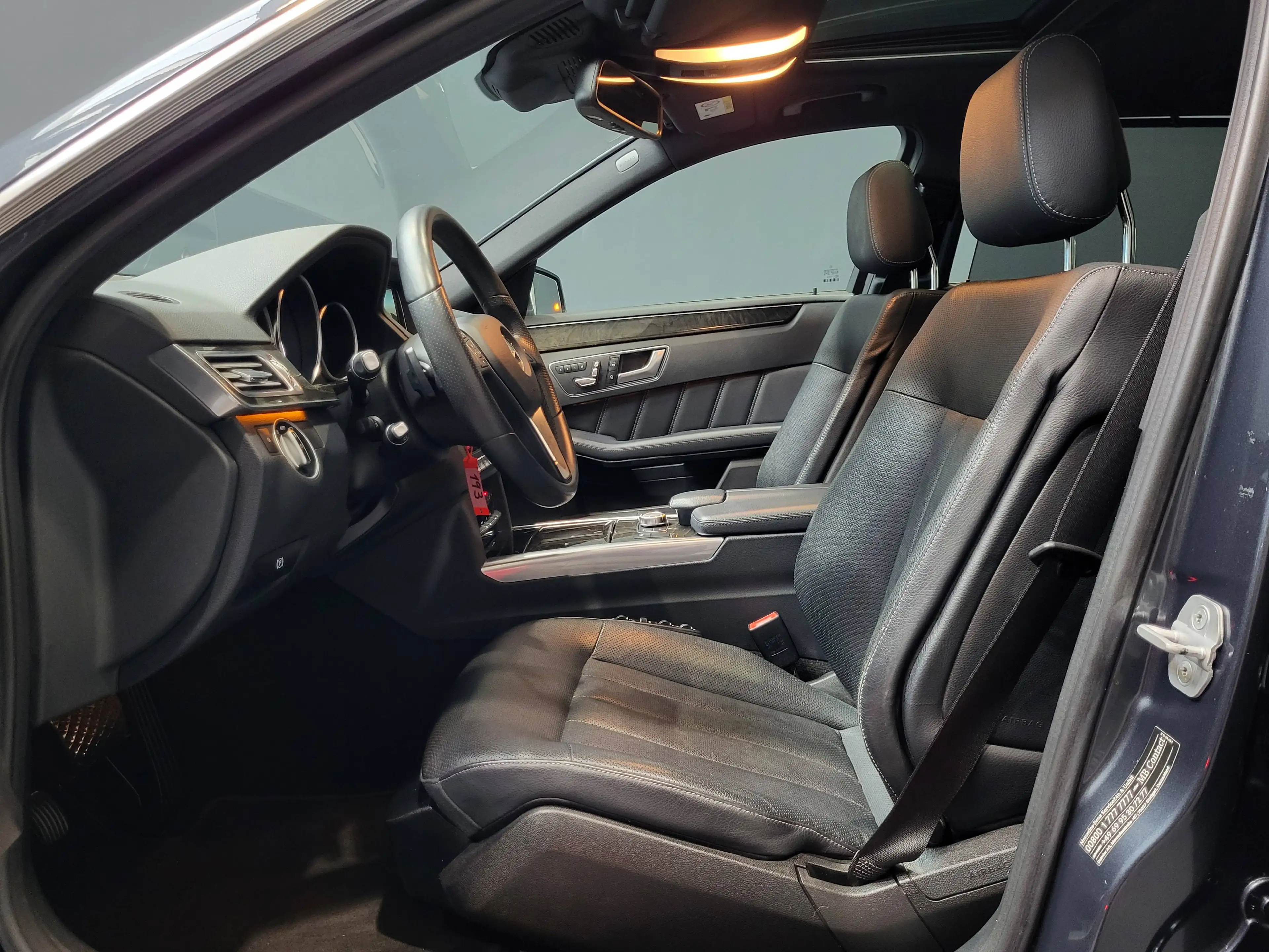 Mercedes-Benz E 350 CDI BlueTec Avantgarde *TOP Ausstattung* — photo 7