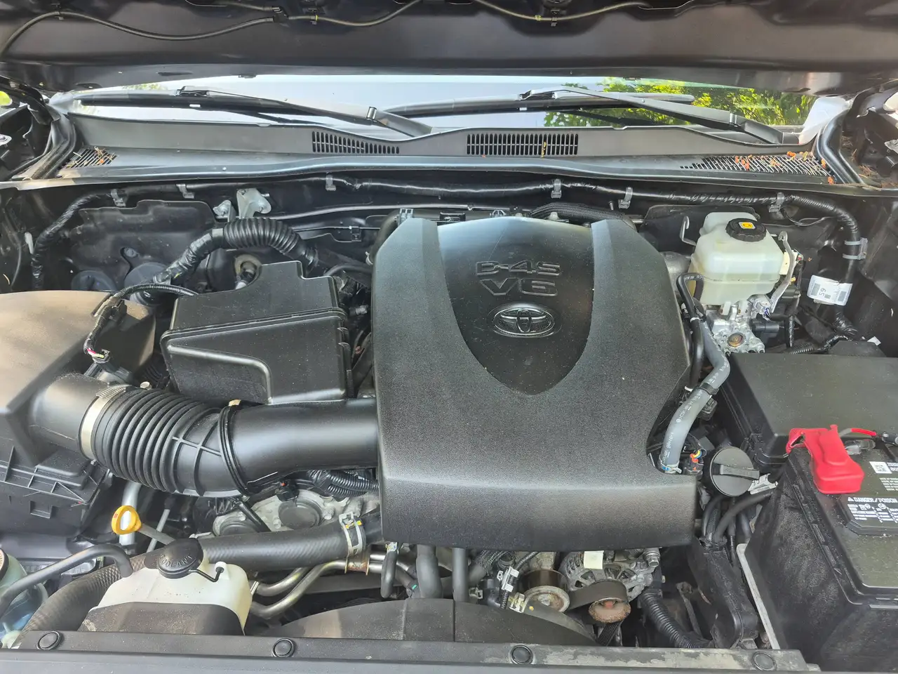 Toyota Tacoma снимка Toyota Tacoma