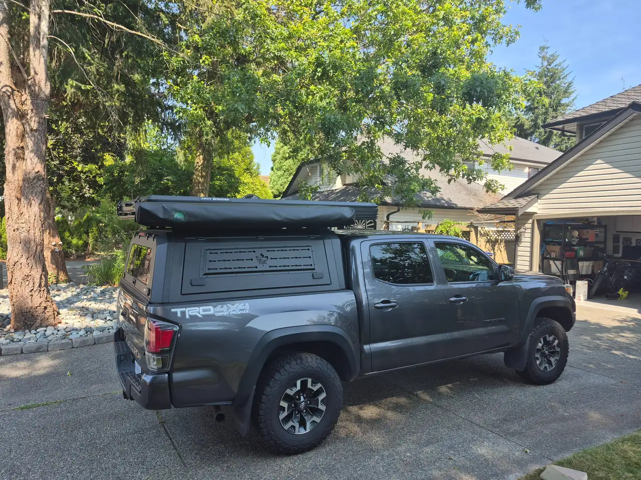 Toyota Tacoma снимка Toyota Tacoma