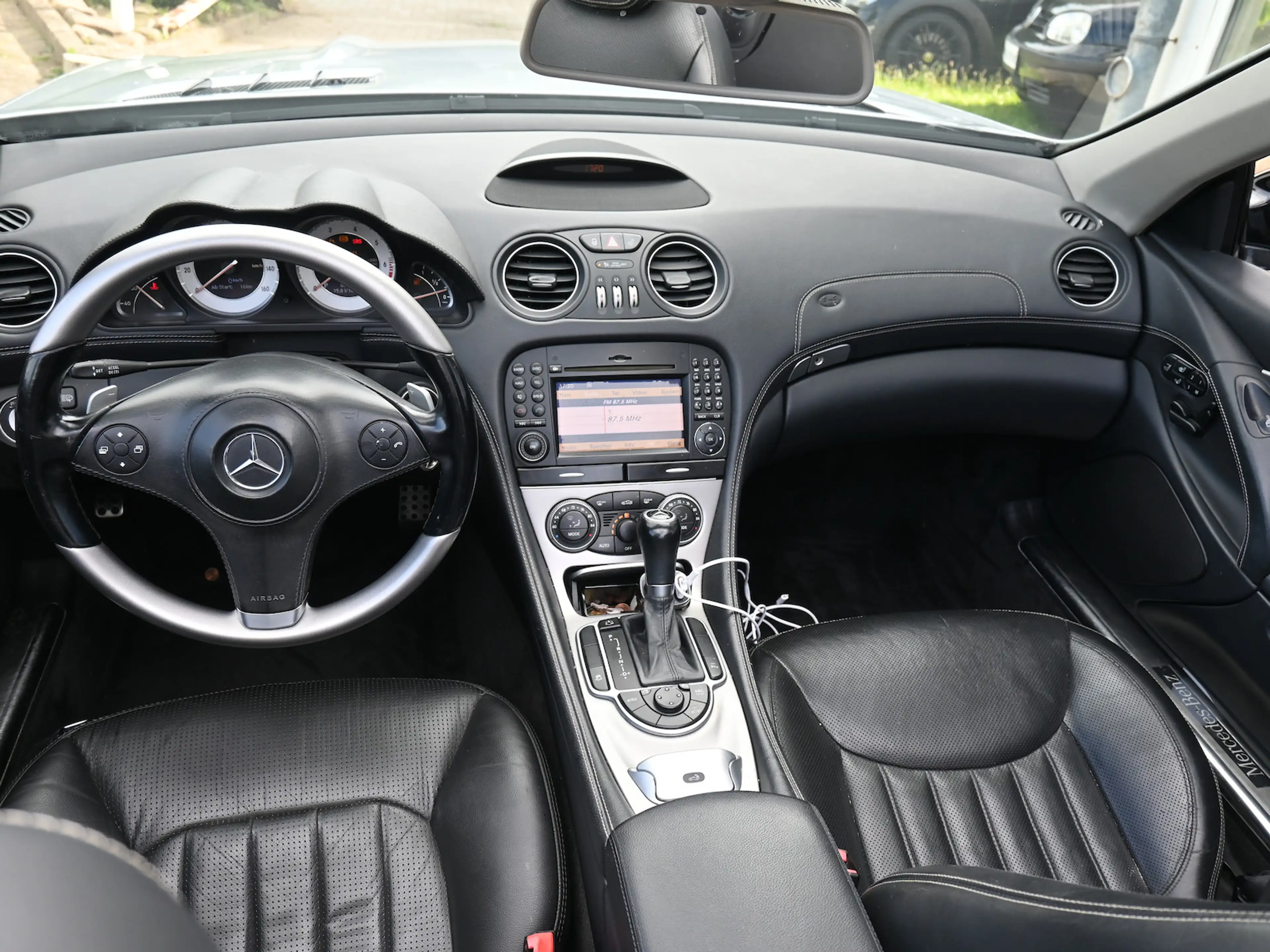 Mercedes-Benz SL 500 / 550 *AMG-Line* °Letzter V8-Sauger° — photo 3
