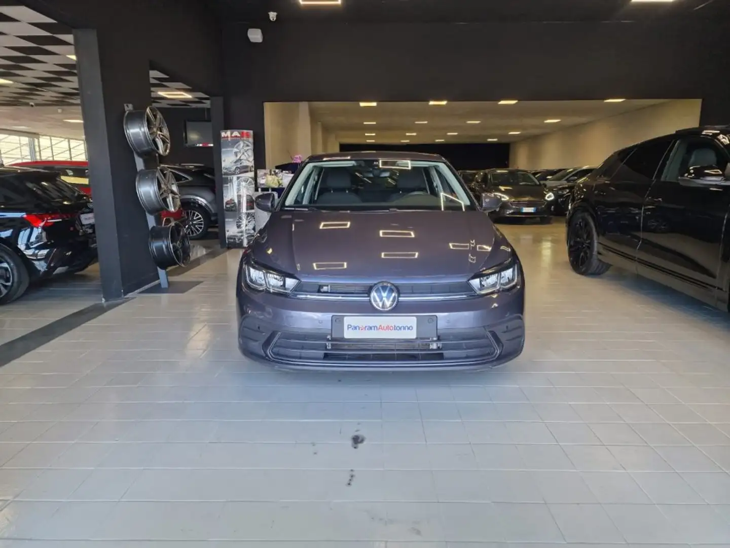 Volkswagen Polo 1.0 TSI Edition Plus Grigio - 2