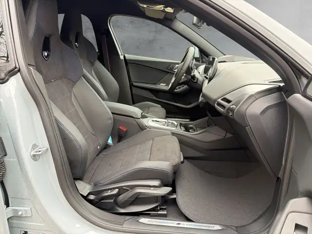 BMW M view 11
