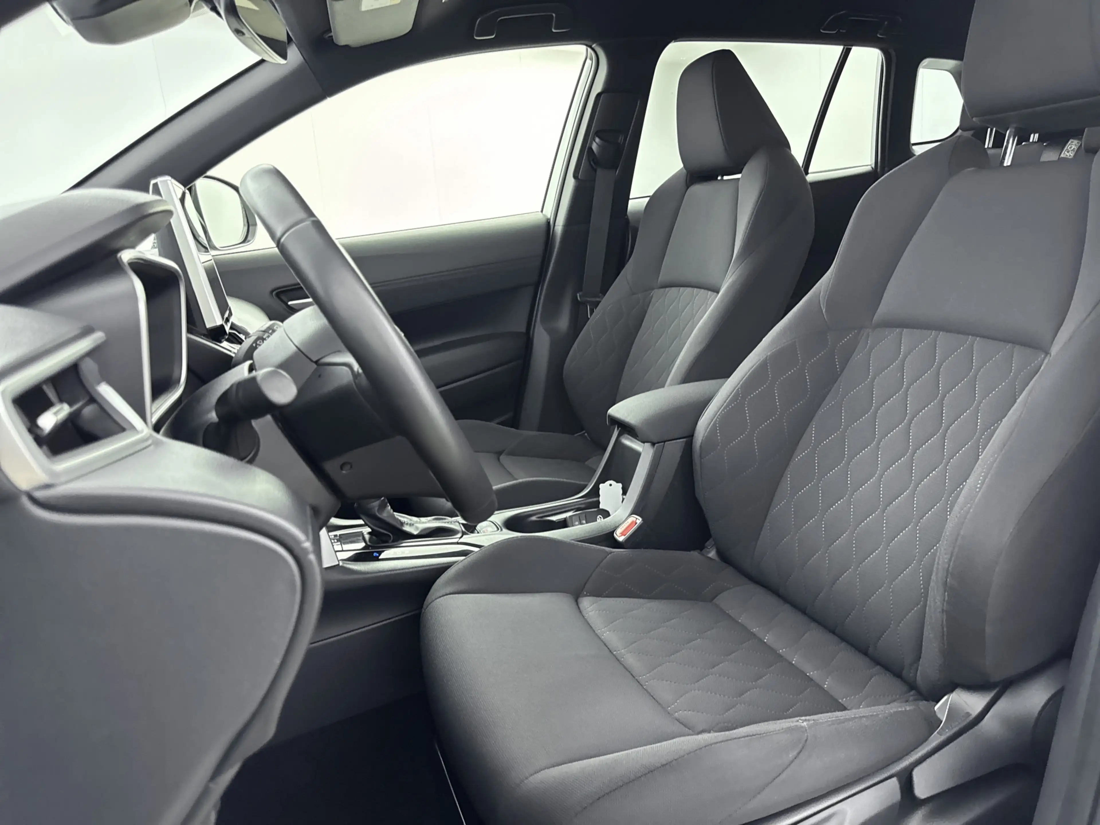 Toyota Corolla Cross Hybrid 140 Dynamic | Voorruit-Stuur-Stoelverwarmin — photo 4