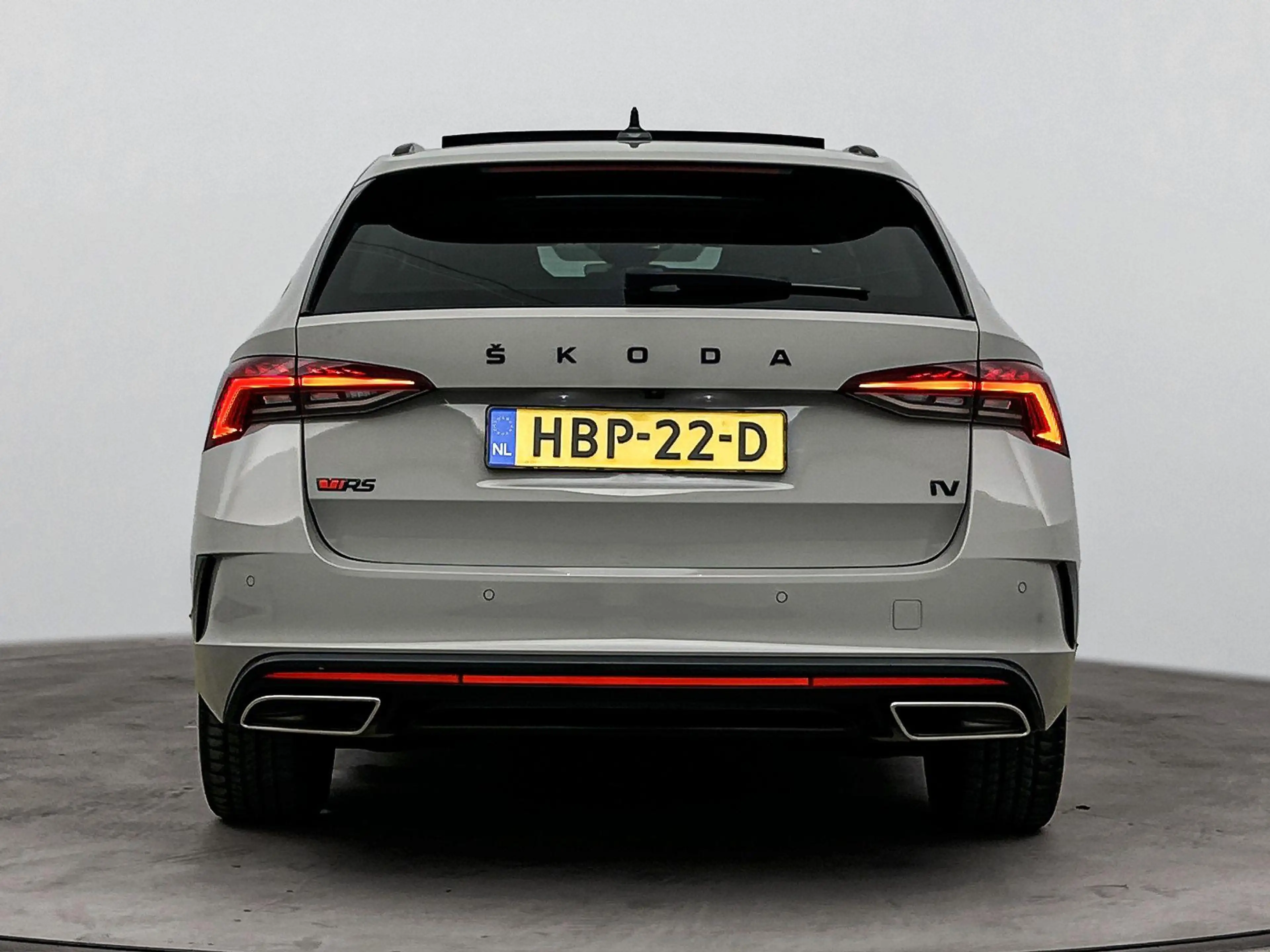 Skoda Octavia Combi 1.4 TSI RS iV PHEV Business Panoramadak | Ca — photo 5