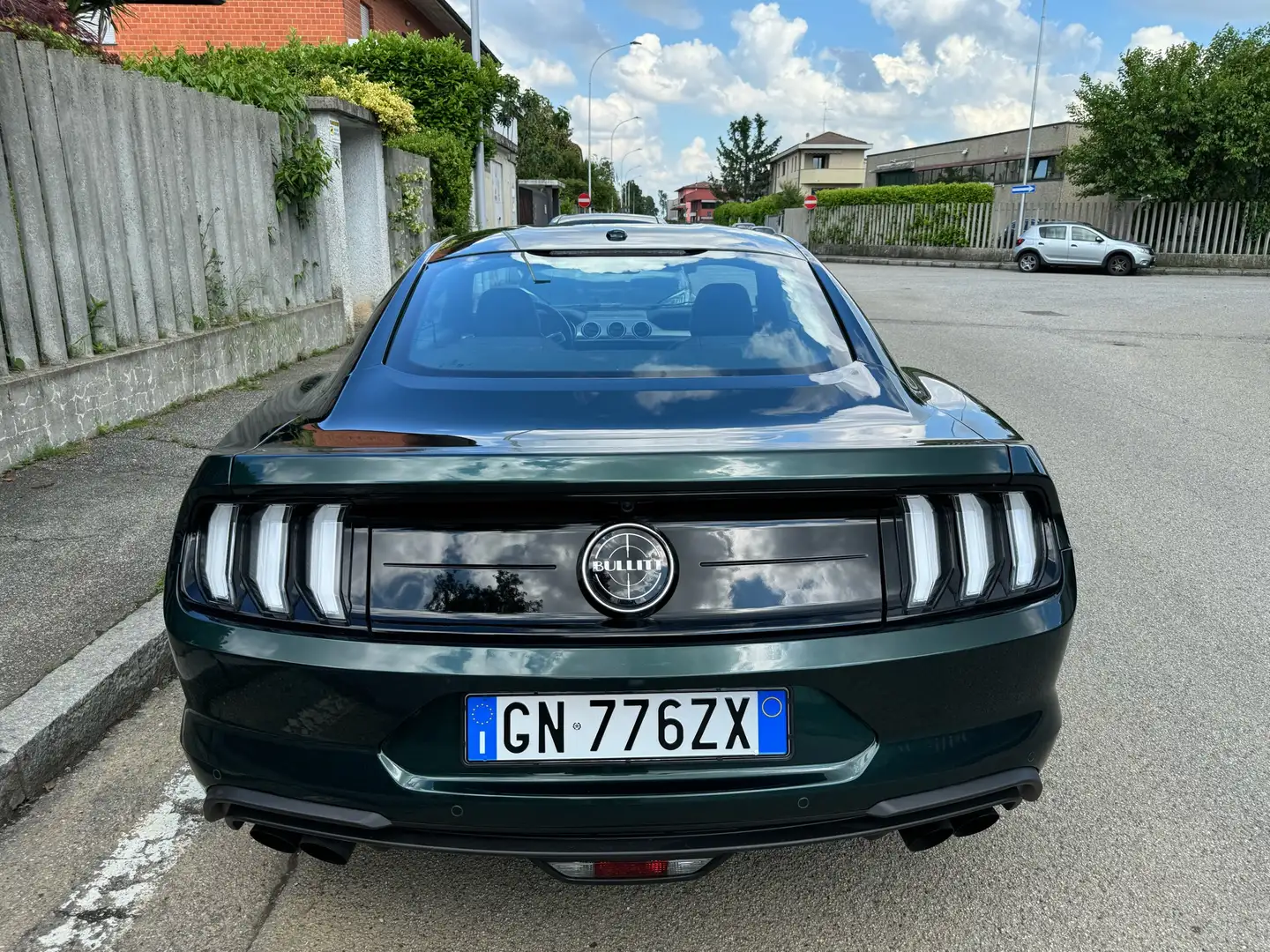 Ford Mustang Fastback 5.0 ti-vct V8 Bullitt GT 460cv Grün - 2