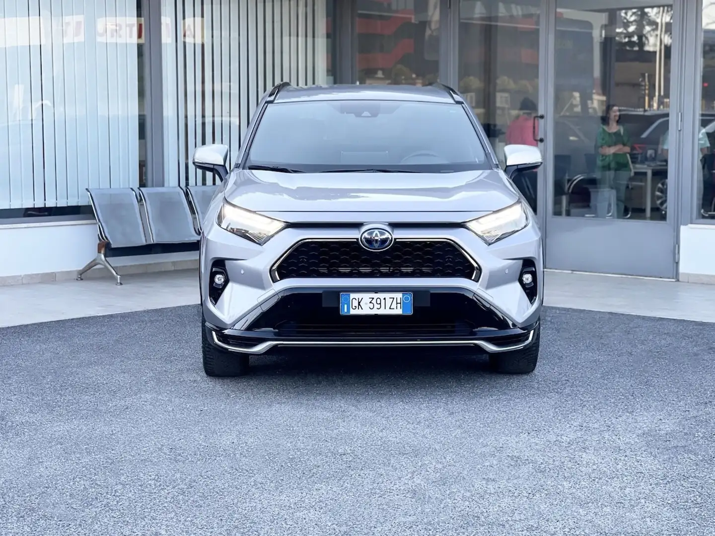 Toyota RAV 4 2.5 Plug-in/Hybrid 185CV E6 IVA ESPOSTA - 2022 Argento - 2