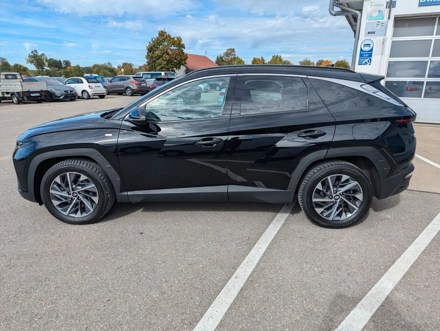 Hyundai TUCSON Blackline Mild-Hybrid 2WD Schwarz - 2