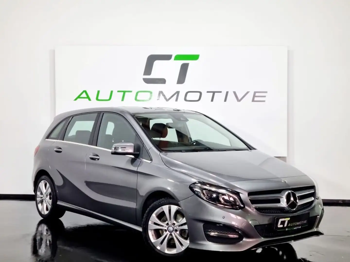 Mercedes-Benz B 200 d 4MATIC Aut. Grau - 1