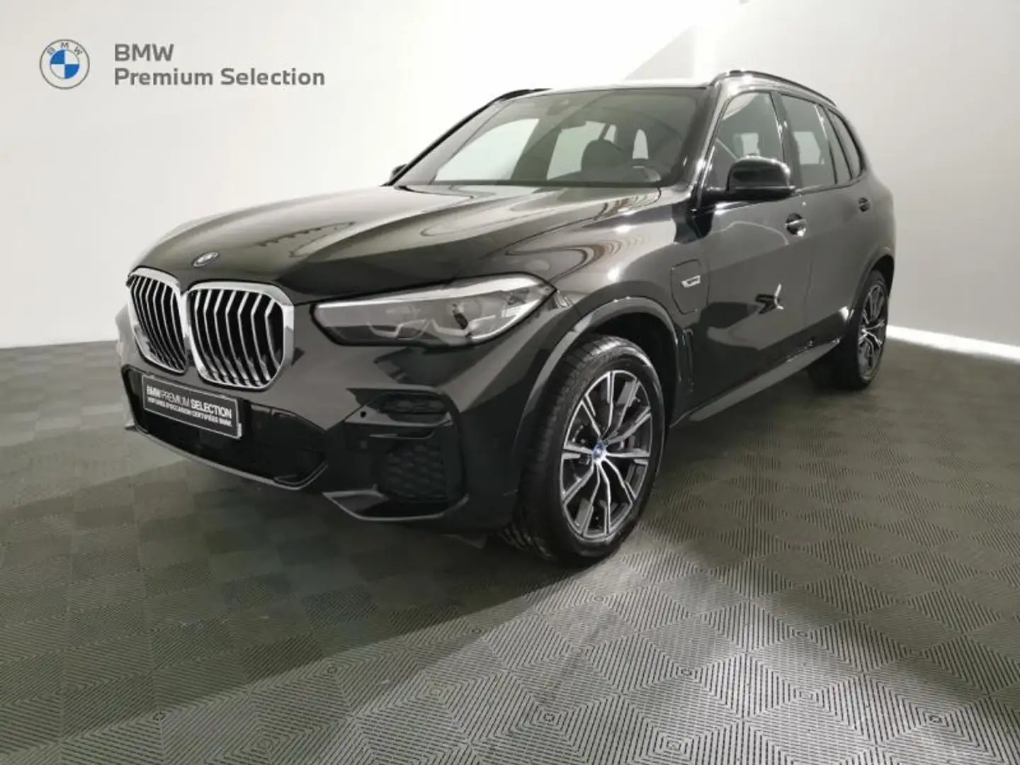 BMW X5 xDrive45e 394ch M Sport 17cv Noir - 1