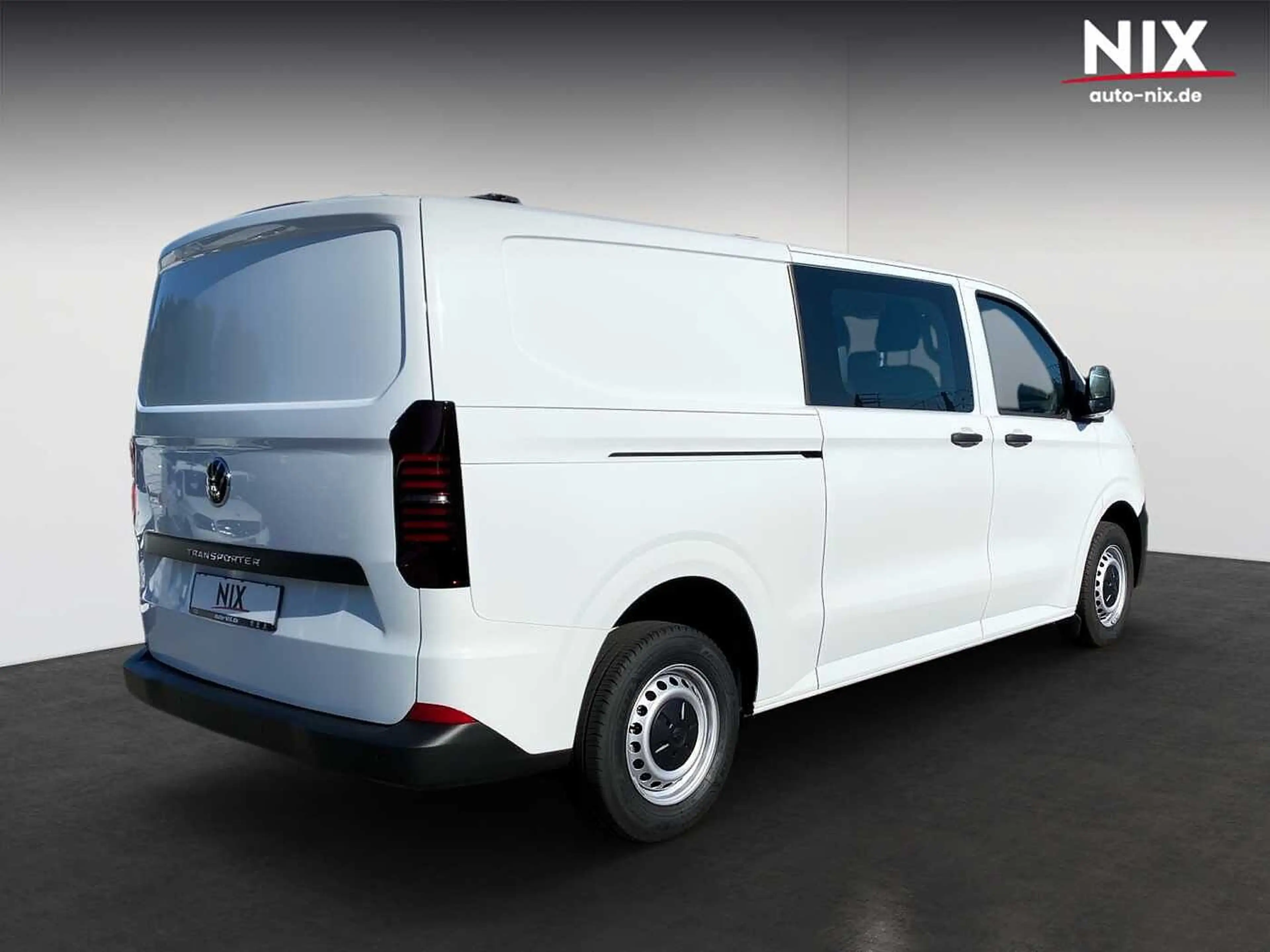 Volkswagen Transporter Plus 2.0 TDI LR — photo 4