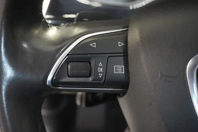 Audi A8 view 13