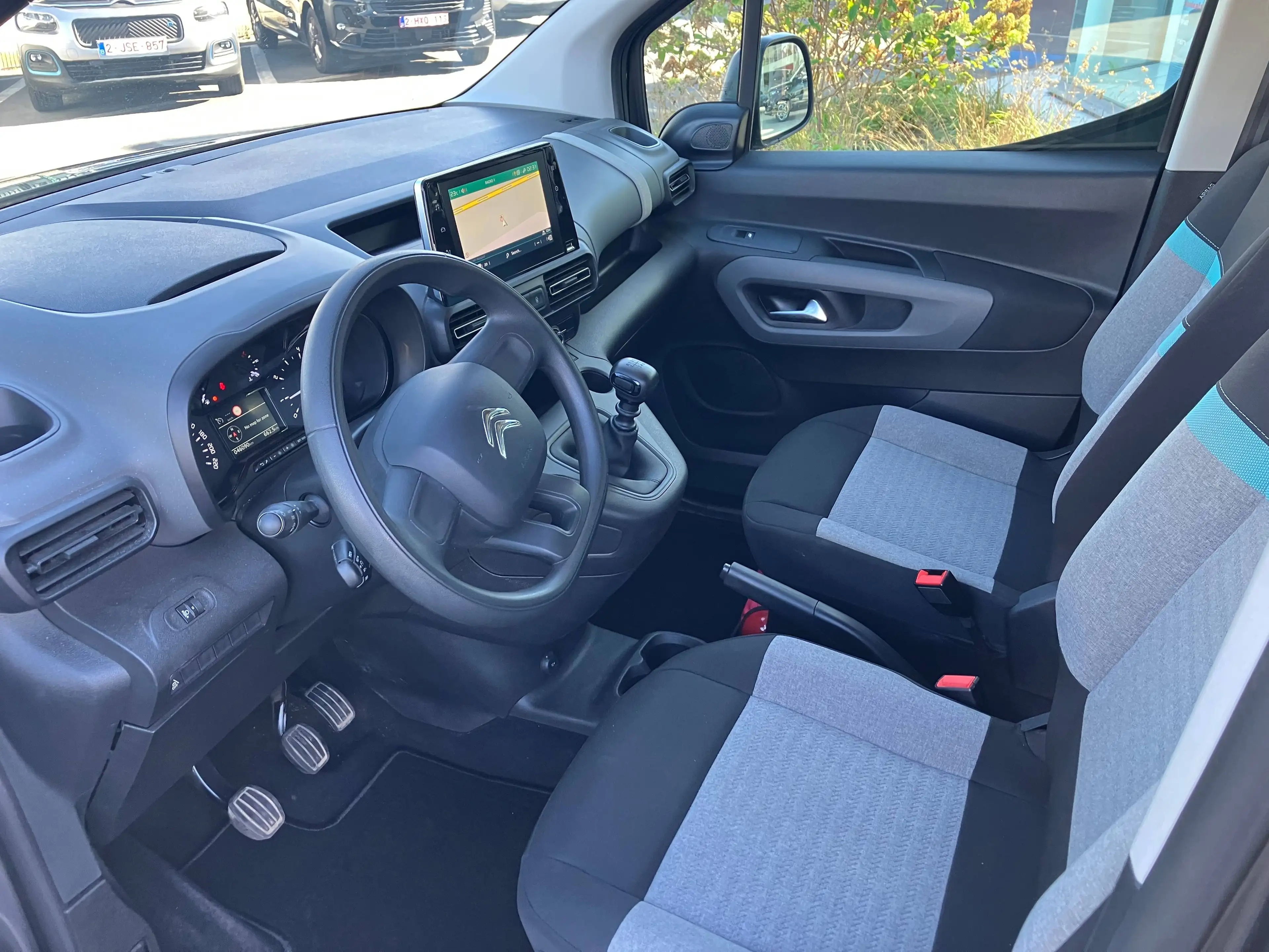 Citroen Berlingo 12PURETECH 110 FEEL — photo 8
