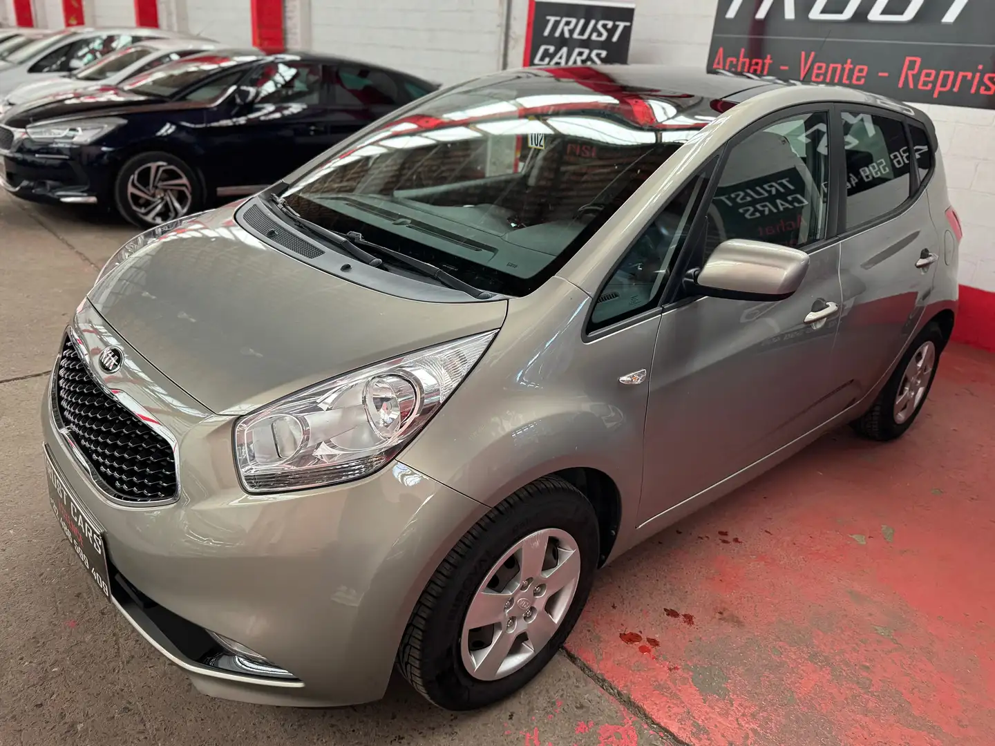 Kia Venga 1.4 Team Edition 12 MOIS DE GARANTIE Beige - 2