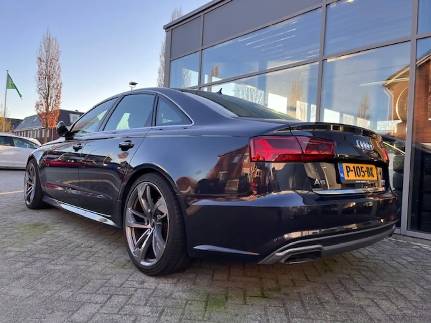 Audi A6 Limousine 3.0 TFSI quattro Sport Edition S-Line Se Blau - 2