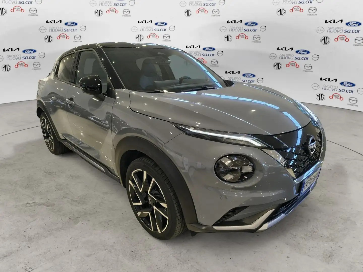 Nissan Juke Juke 1.6 HEV N-Design Grijs - 2