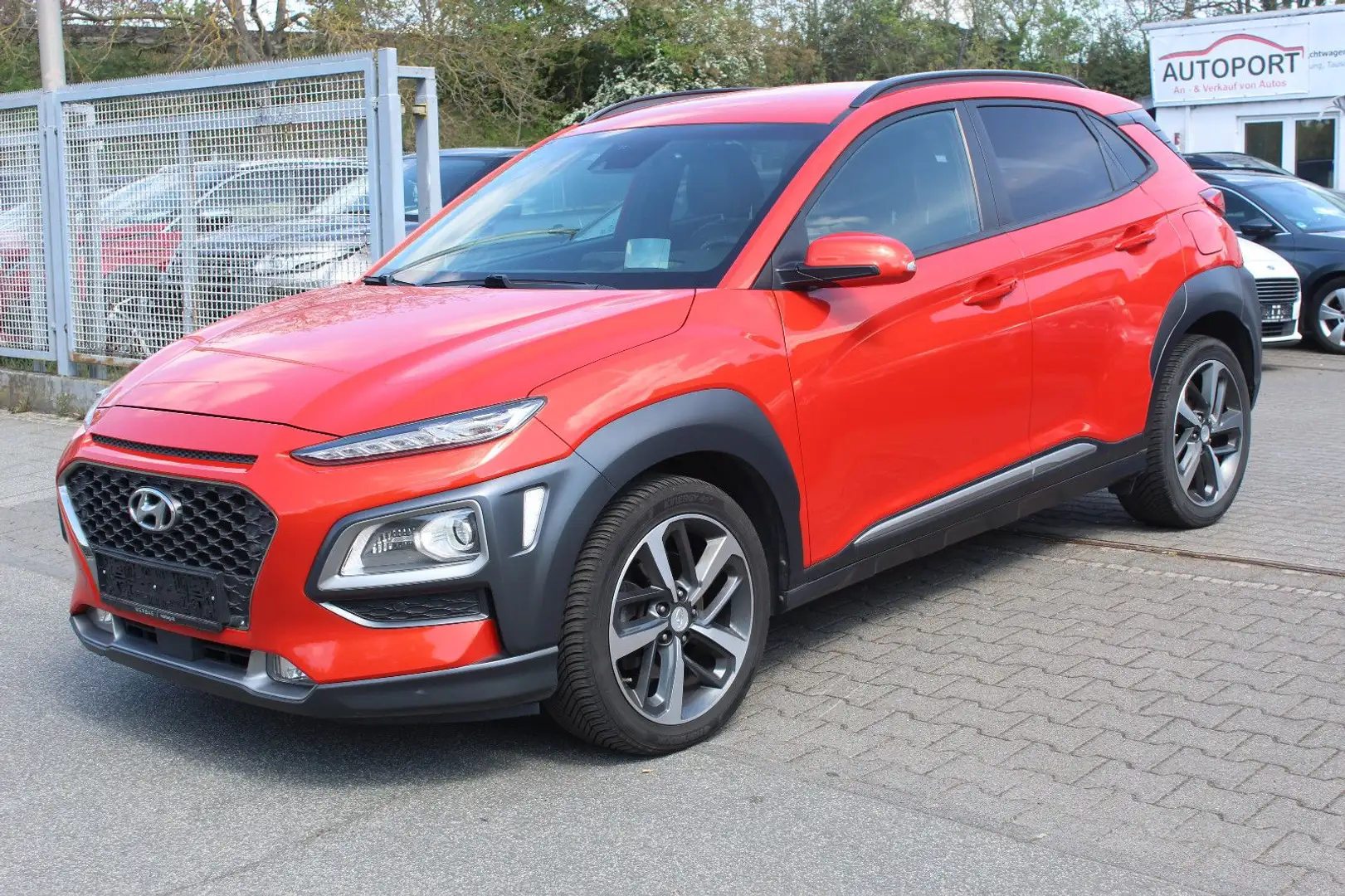 Hyundai KONA 1.6 T-GDI Style DCT 4WD Orange - 1