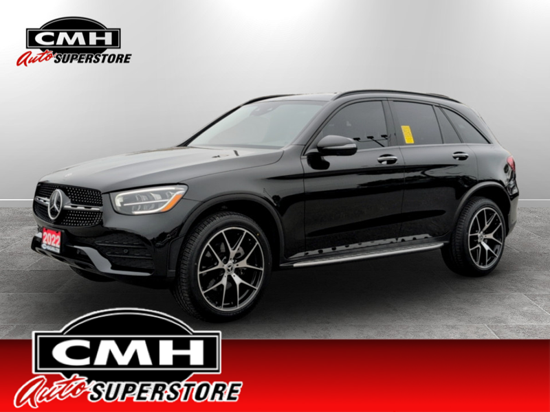 2022 Mercedes-Benz GLC 300 4MATIC  **LOW MILEAGE**