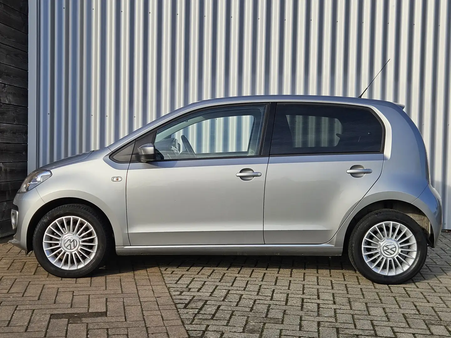 Volkswagen up! 1.0 move up! /Stoelverwarming/Airco/Navi/LMV! Grigio - 2