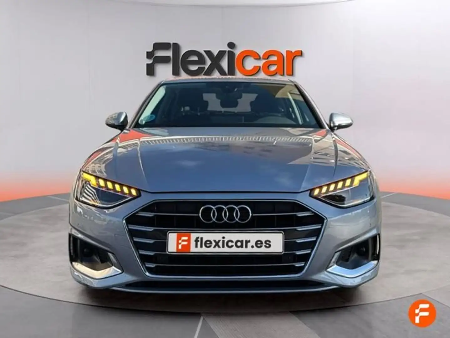 Audi A4 Advanced 30 TDI 100kW (136CV) S tronic Gris - 2