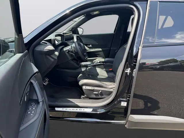 Peugeot 2008 view 12