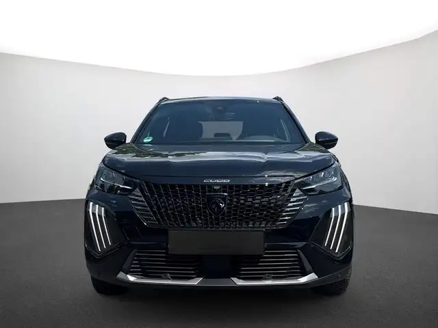 Peugeot 2008 view 3