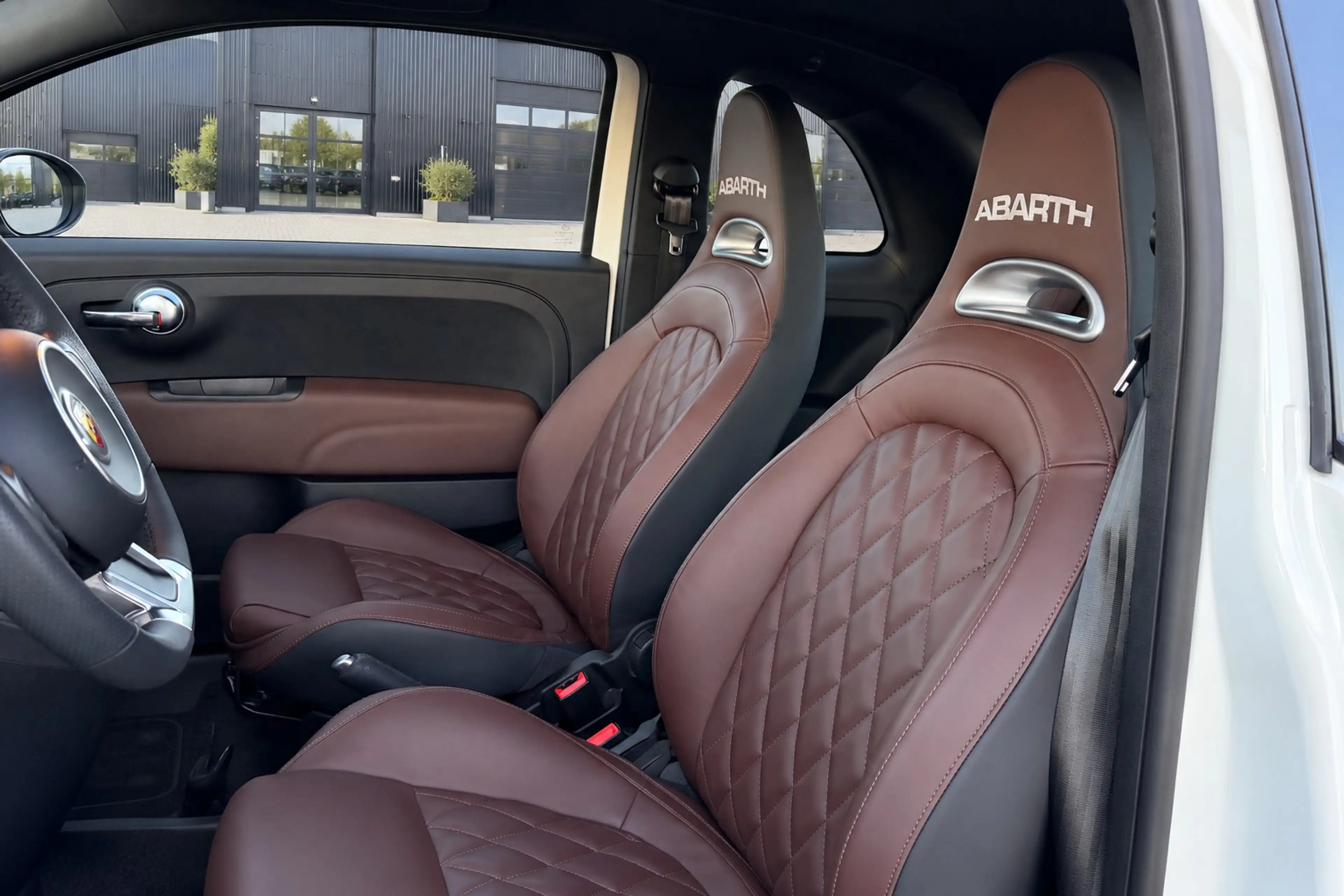 Abarth 595 Turismo 595c MTA Pista 1.4 T-Jet Abarth MTA Turismo 165 pk — photo 6