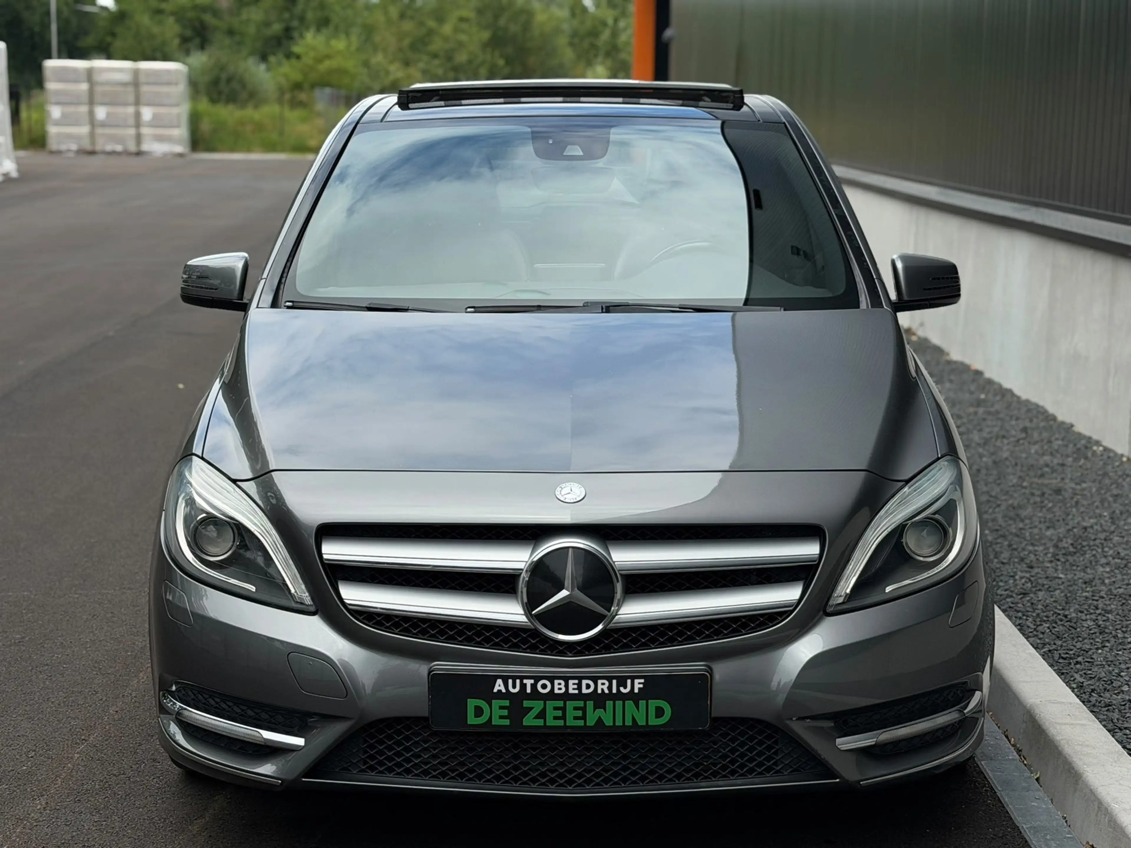 Mercedes-Benz B 180 Ambition|Leer|Panoramadak|RIjklaar — photo 9
