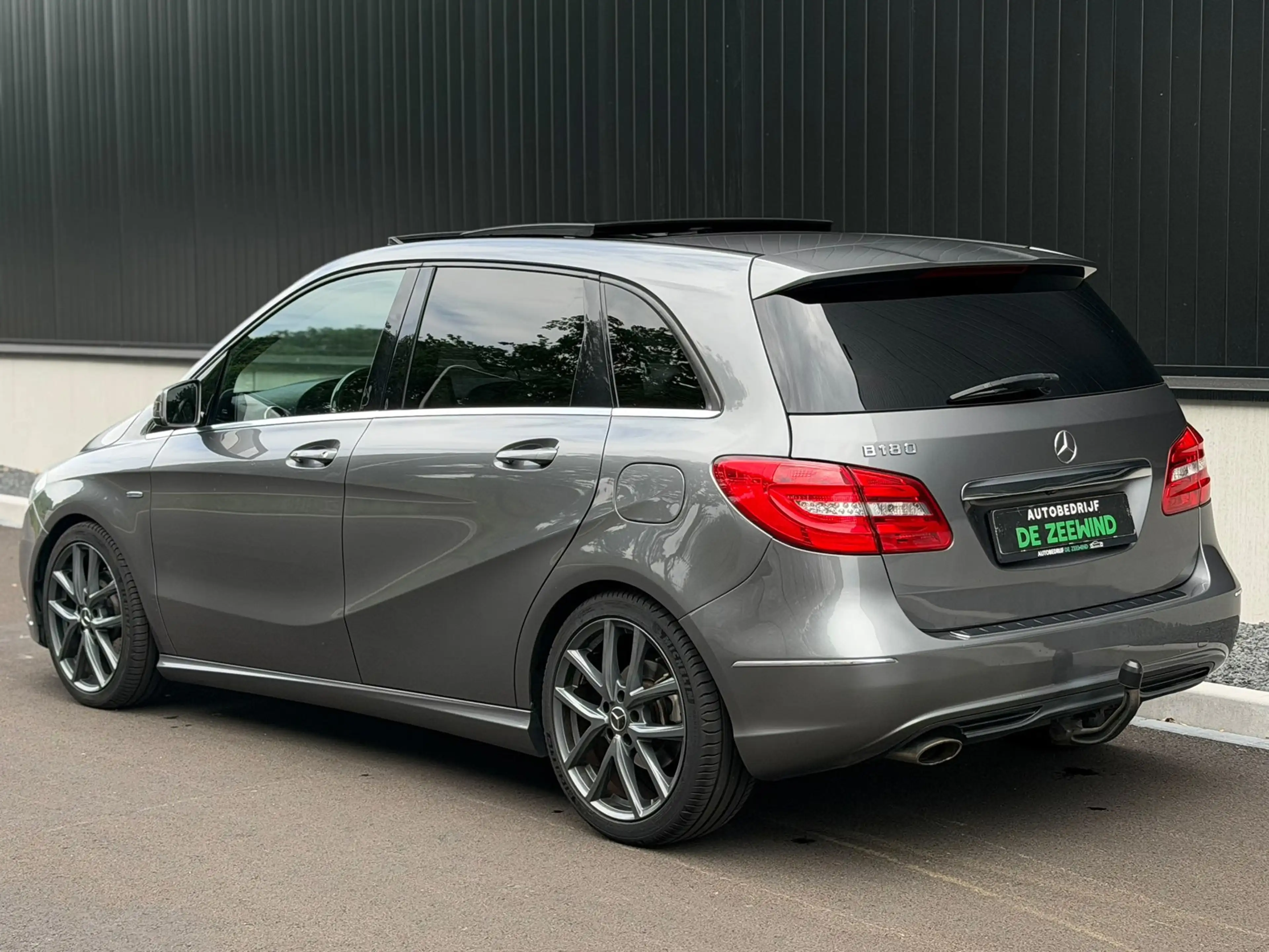 Mercedes-Benz B 180 Ambition|Leer|Panoramadak|RIjklaar — photo 12