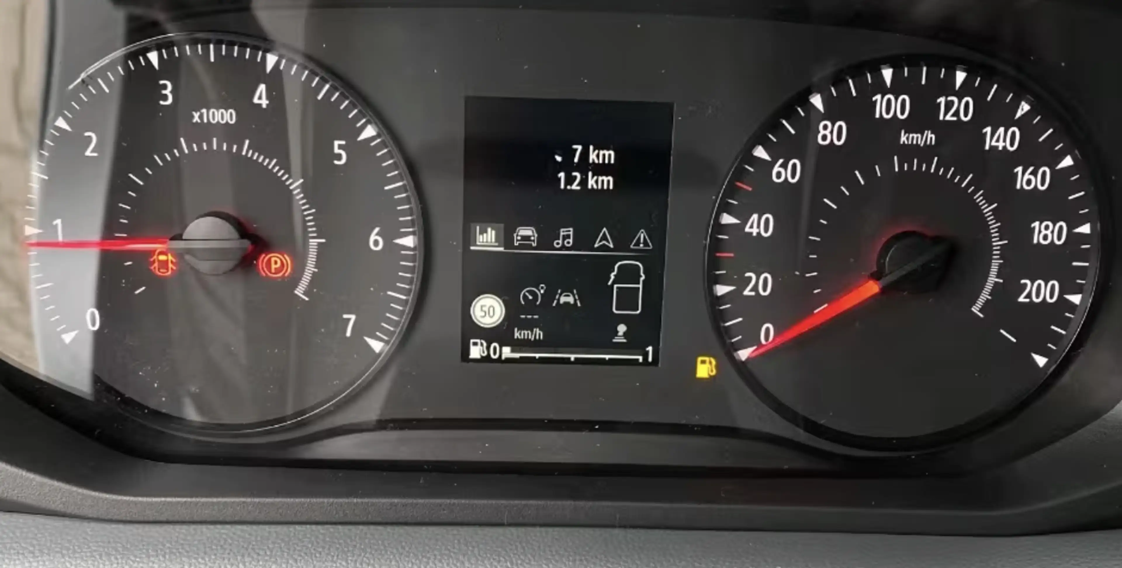 Nissan Interstar 2.3 dCi L3H2 Tekna — photo 11