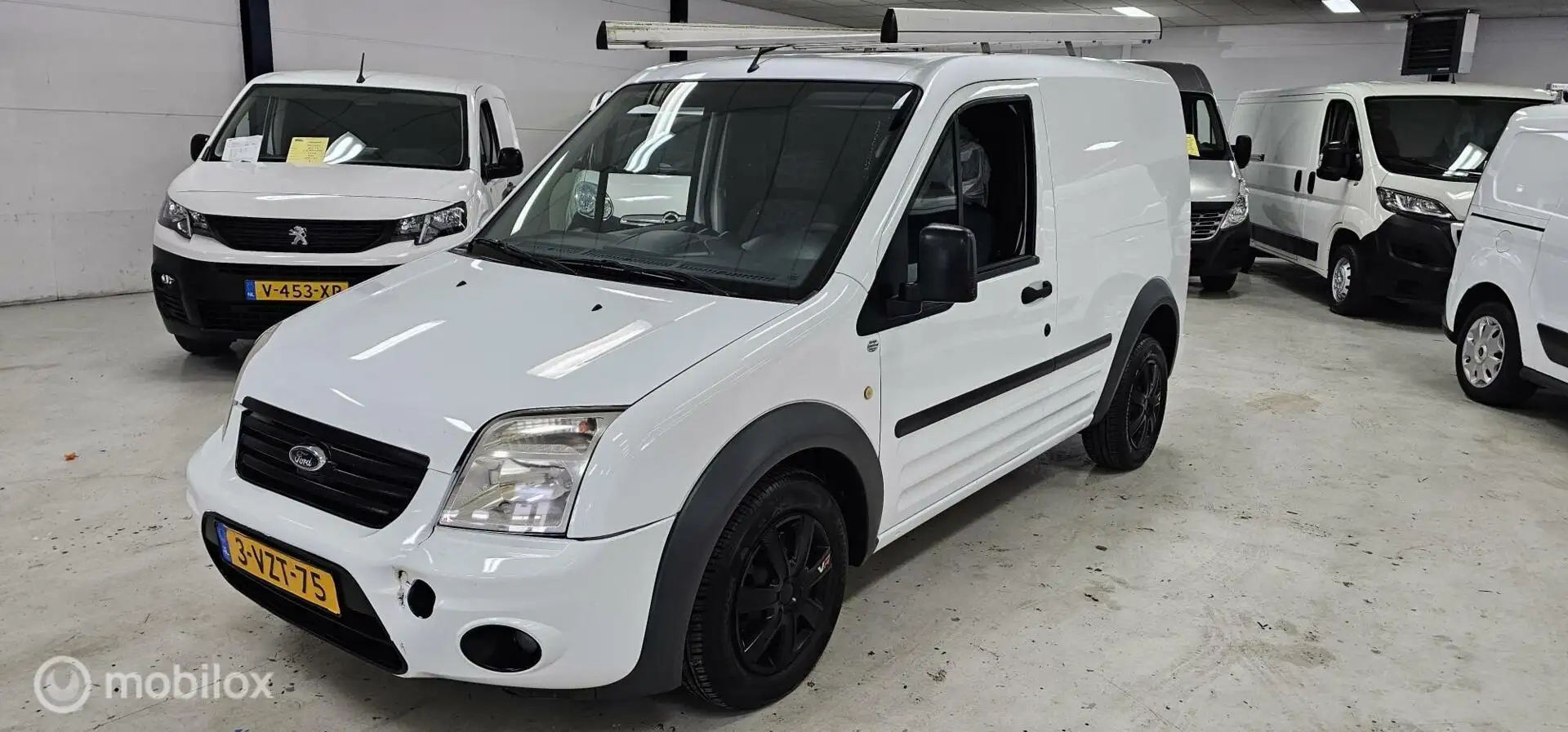 Ford Transit Connect T220S 1.8 TDCi Trend Alb - 2